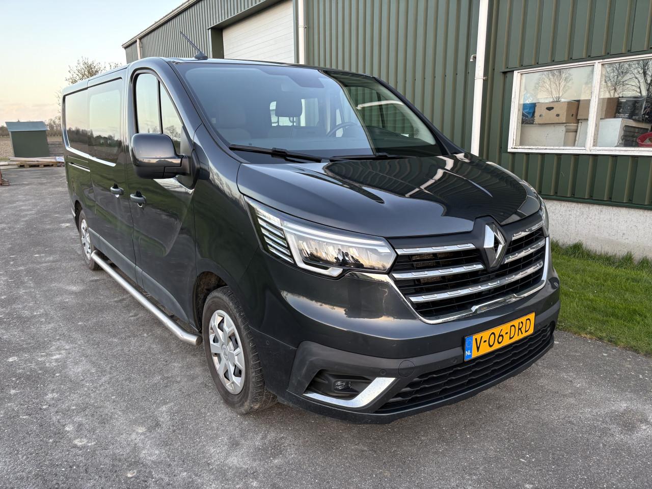Renault Trafic Automaat BJ2024 dubbele cabine
