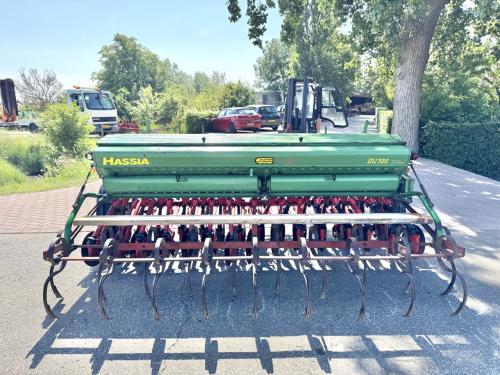 Hassia Schijvenzaaimachine 3 Mtr