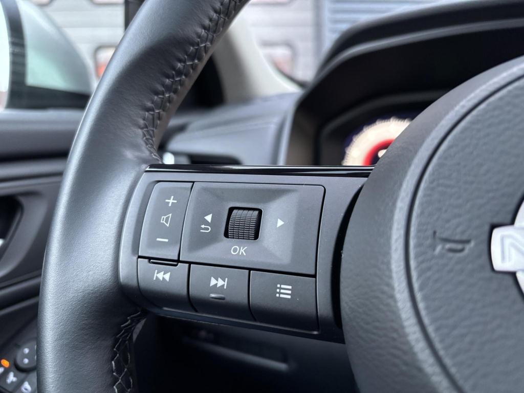 Nissan Qashqai 1.3 mhev n-connecta design pack
