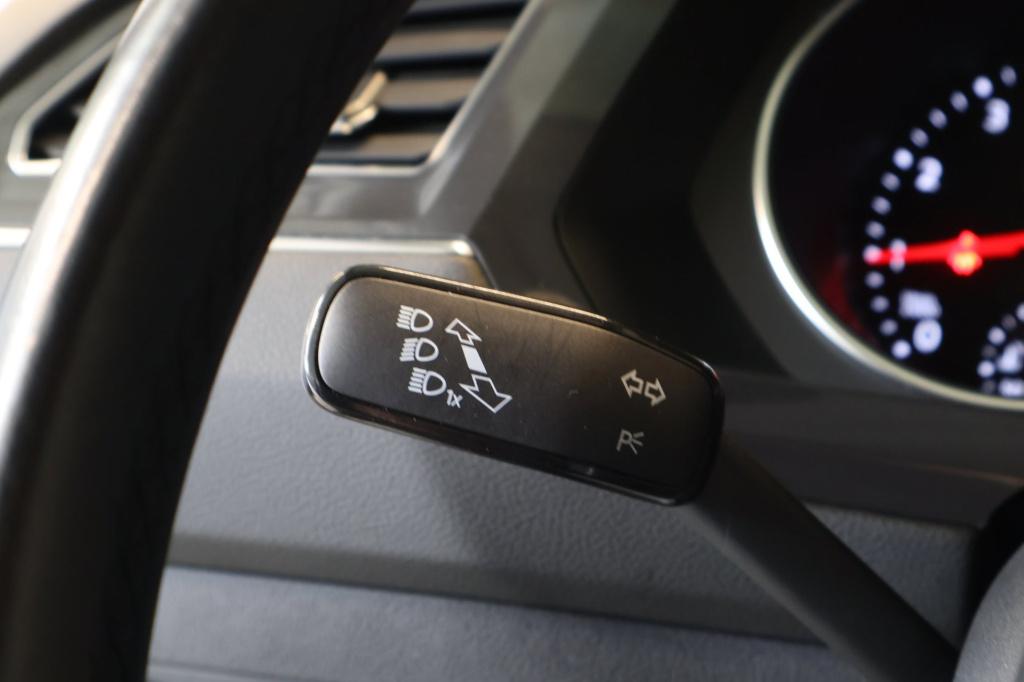 Volkswagen Tiguan Allspace 1.5 tsi comfortline business 7p nl auto, trekhaa