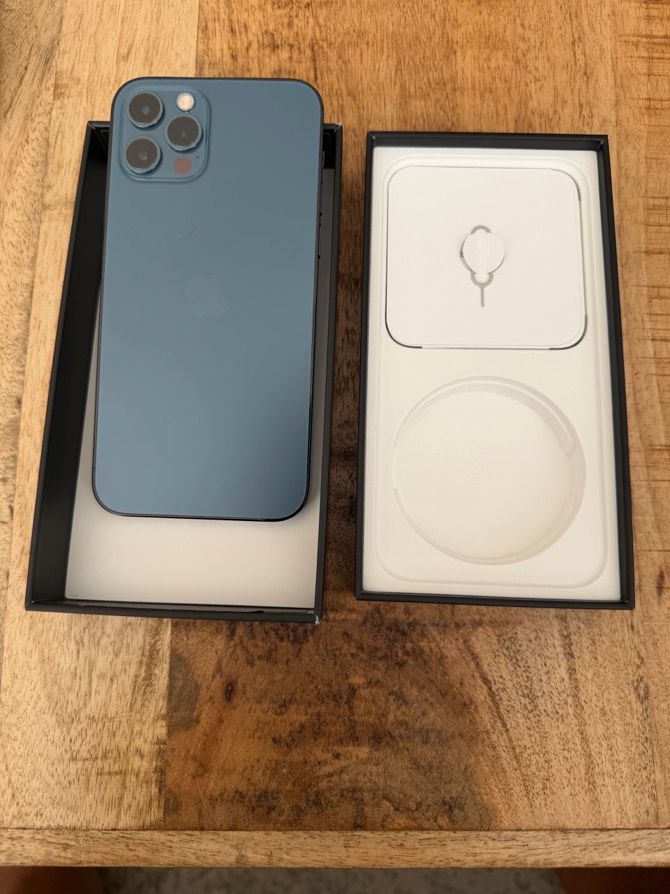 Te koop iphone 13 pro en iphone 12 pro