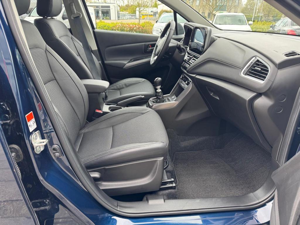 Suzuki Sx4 S-cross 1.4 boosterjet style smart hybrid