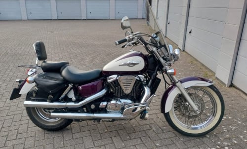 Honda Shadow VT1100 C2