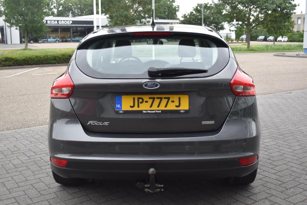 Ford Focus 1.0 trend | incl. nieuwe distrtibutieriem | trekhaak | airco | n
