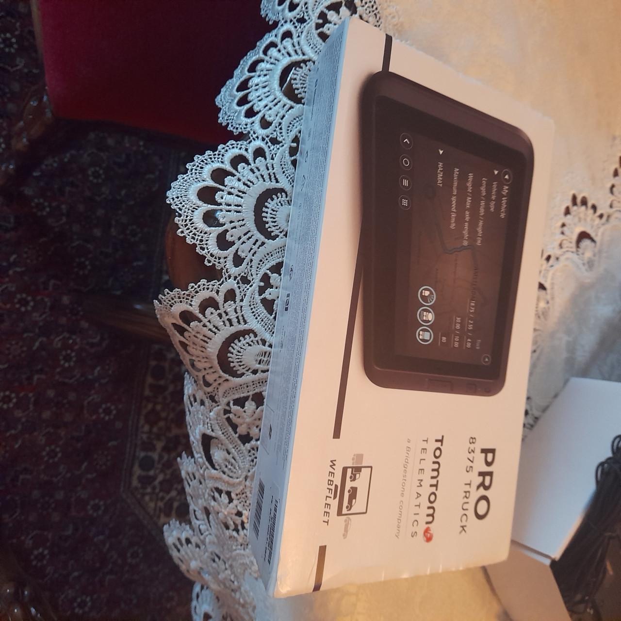 Pro 8375 truck TOMTOM telematics 7in/18cm