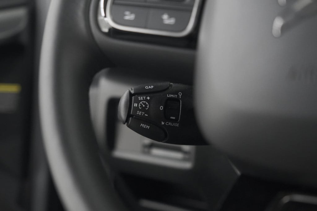 Citroen C5 Aircross hybrid 136 e-dcs6 ë-series | camera | dodehoekdetectie 