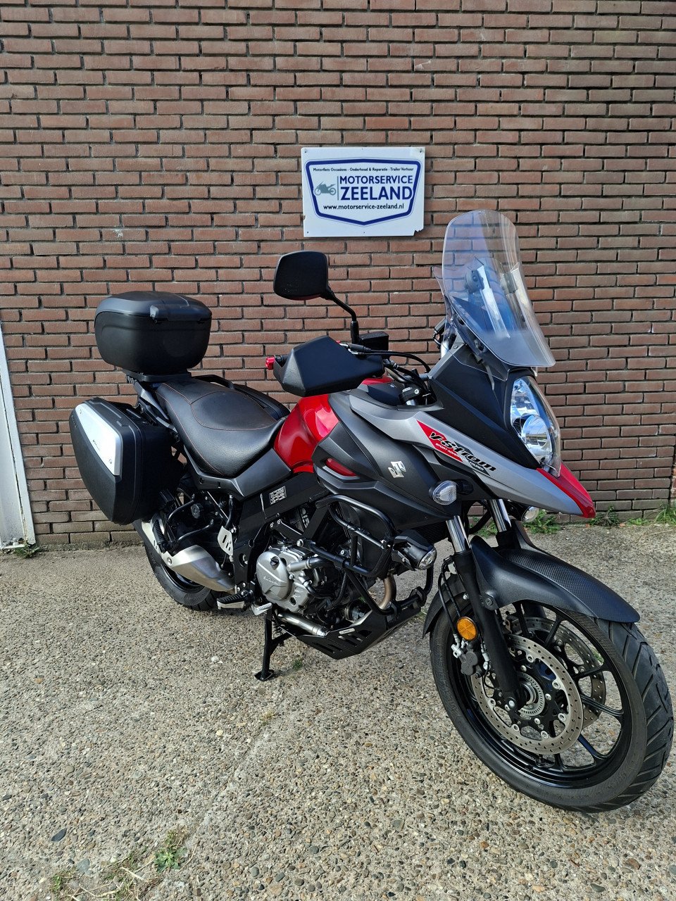 Suzuki DL 650 V-Strom (Bomvol opties!)