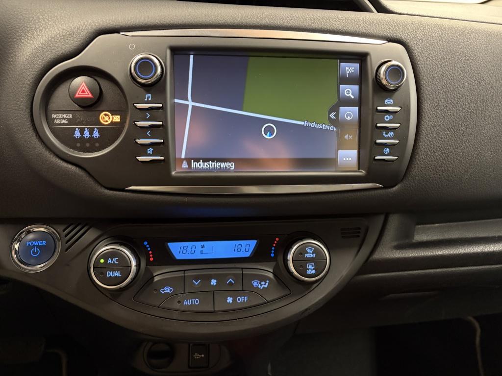 Toyota Yaris 1.5 hybrid y20 edition | cruise control | camera | clima