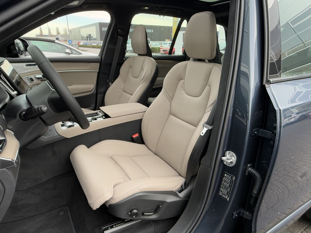 Volvo XC90 t8 awd ultra dark luchtvering | facelift | nieuwpr. € 107.559 |