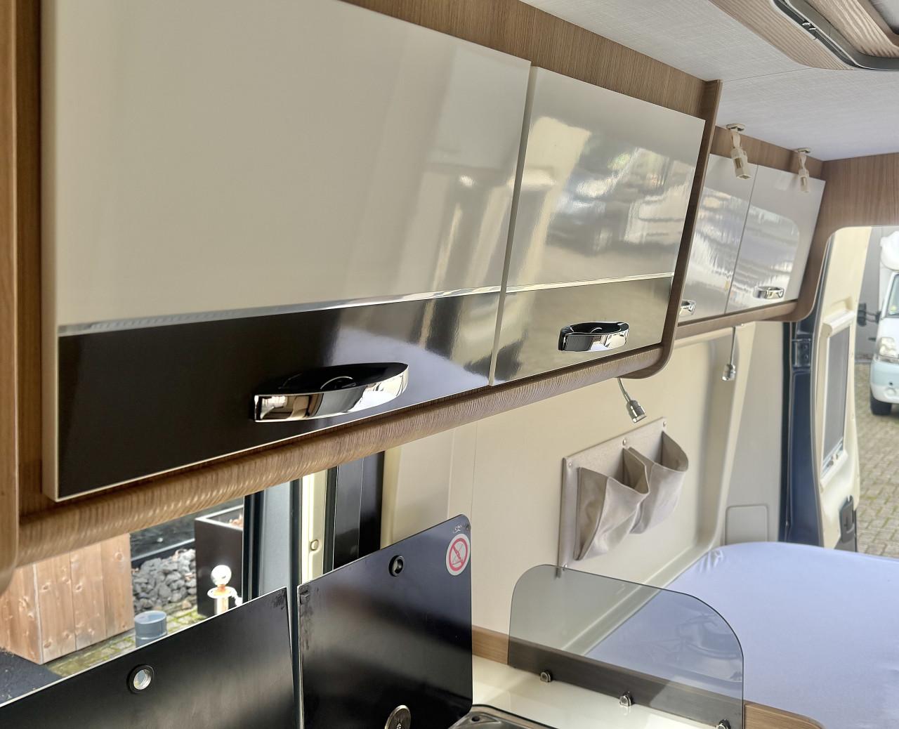 Mc Louis Menfys S-Line Van  (5.40m zeer compact, airco,1e eigenaar)