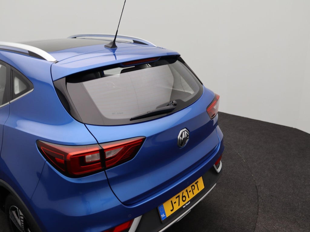 MG Zs-ev mg luxury 45 kwh | automaat | panorama dak | leder | navigatie | a