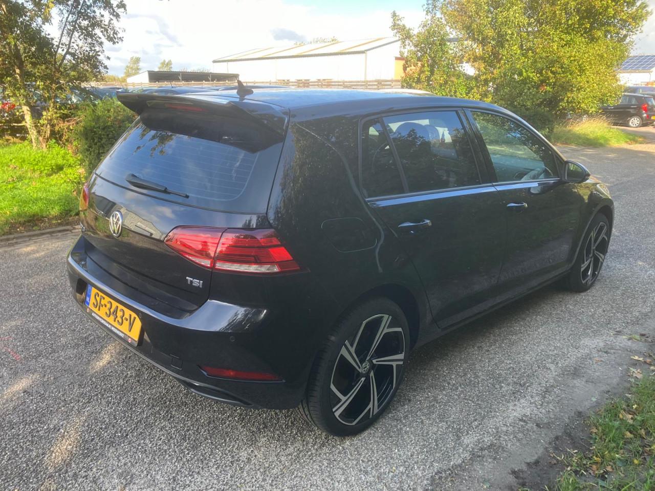 Volkswagen Golf 1.0Tsi