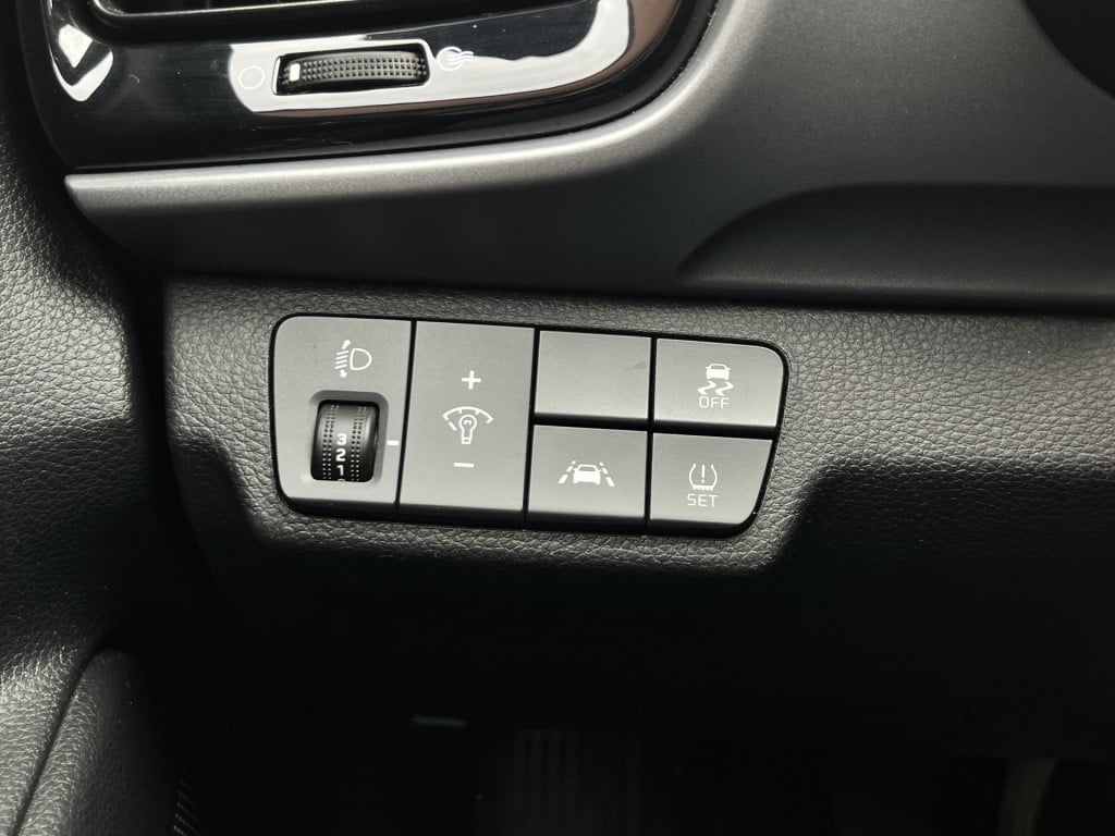 Kia Stonic 1.0 t-gdi dynamicplusline - camera | apple/ android carplay | da