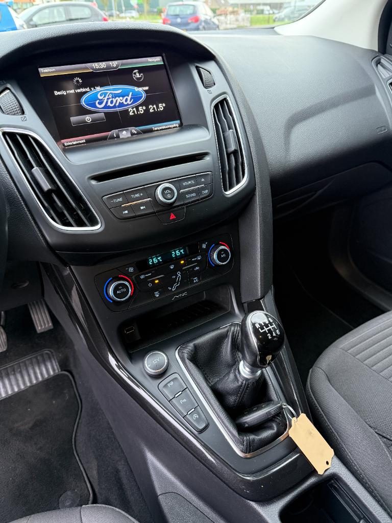 Ford Focus 1.0 - titanium edition