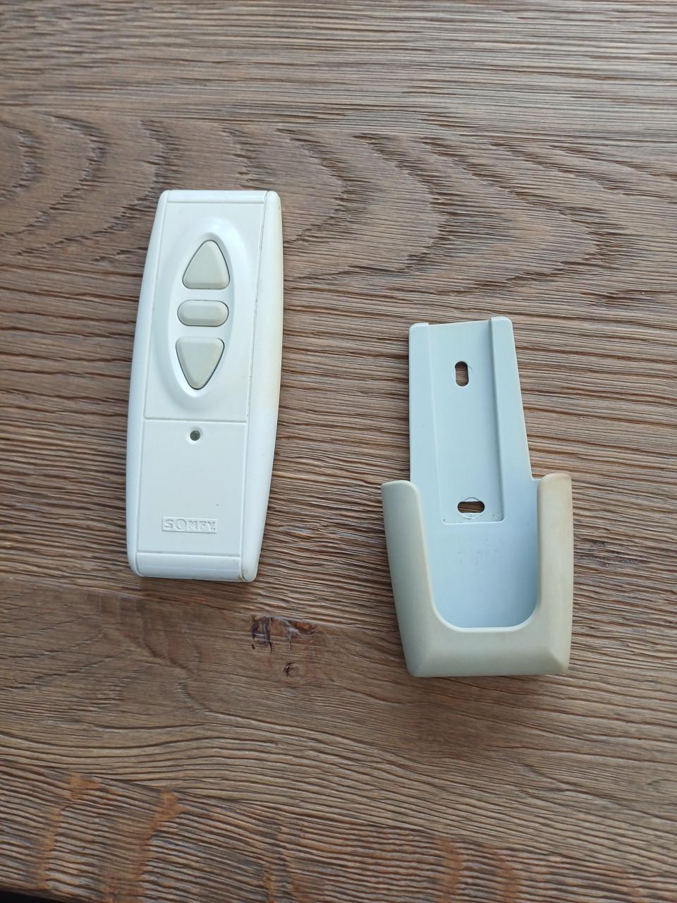 Zonnescherm elektrisch, knikarm