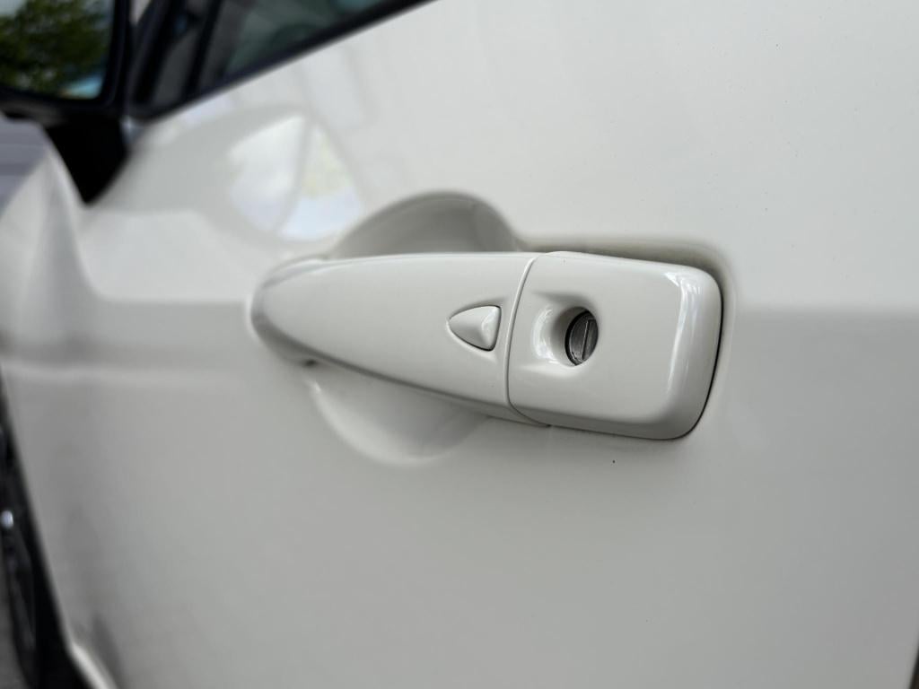 Nissan Micra 1.0 ig-t tekna