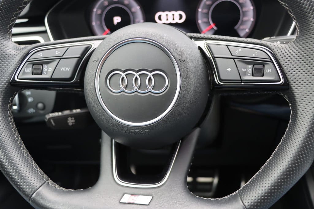 Audi A4 avant 40 tfsi s edition 204pk s-tronic