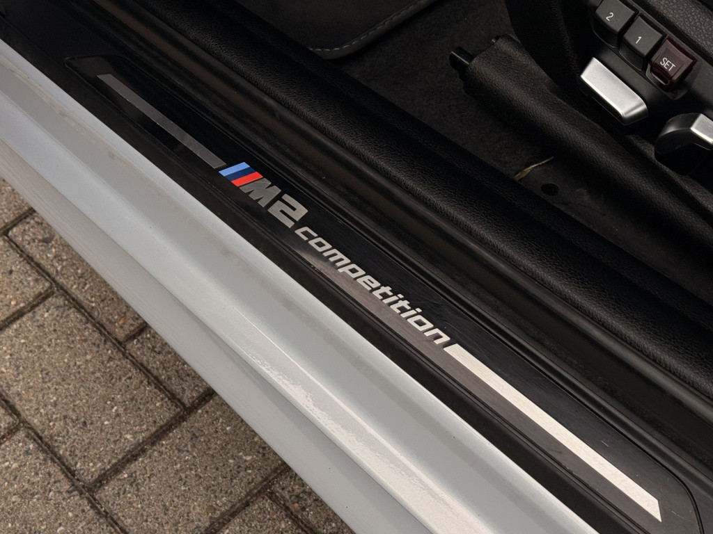 BMW M2 2-serie coupé dct competition | armytrix | schuif / kantel | harman 