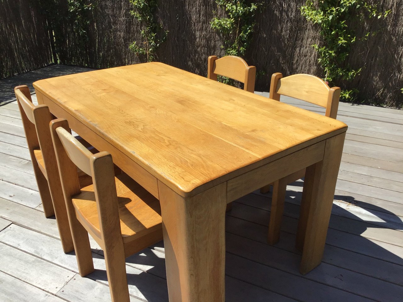 Eettafel met 4 stoelen