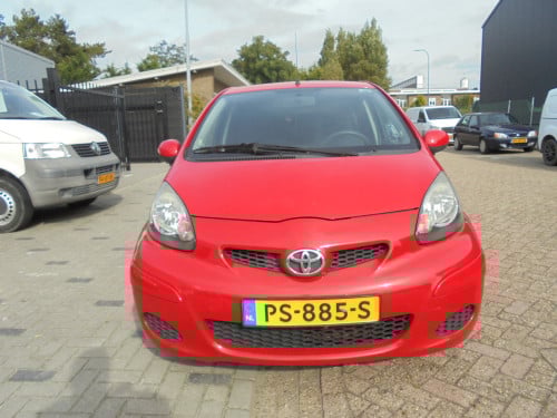 Aygo in Unieke uitvoering,met O.A Kleurenkaart navigatie en stoelverwarming