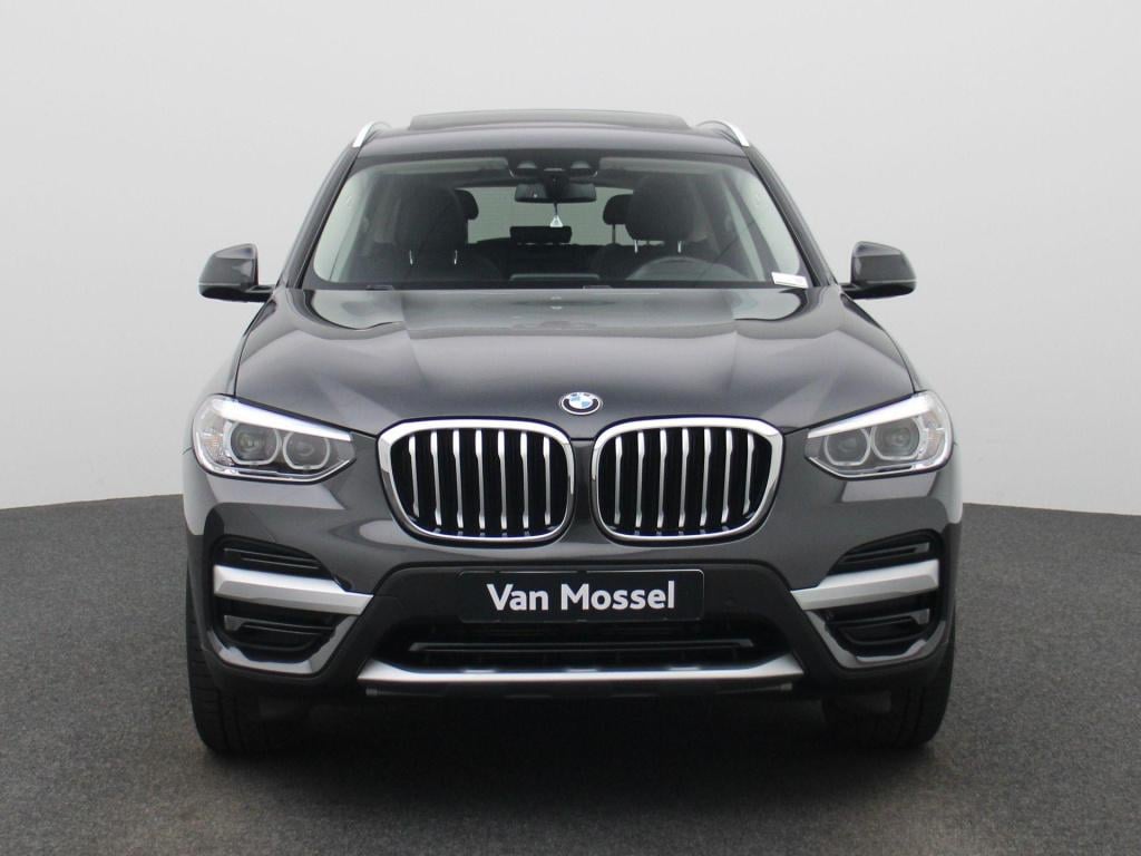 BMW X3 xdrive30e (135 kw) | automaat | panoramadak | trekhaak 2.000 kg | st