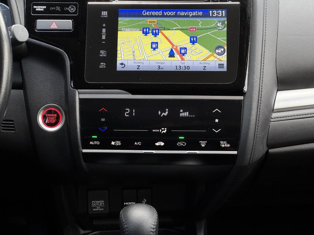 Honda Jazz 1.3 i-vtec elegance automaat | navigatie | camera | stoelverwarm