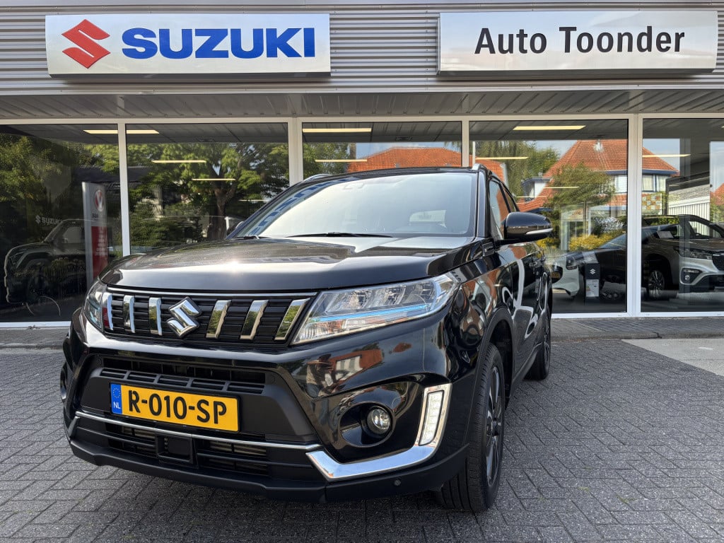 Suzuki Vitara 1.4 boosterjet style smart hybrid/trekhaak/all-seasonbanden