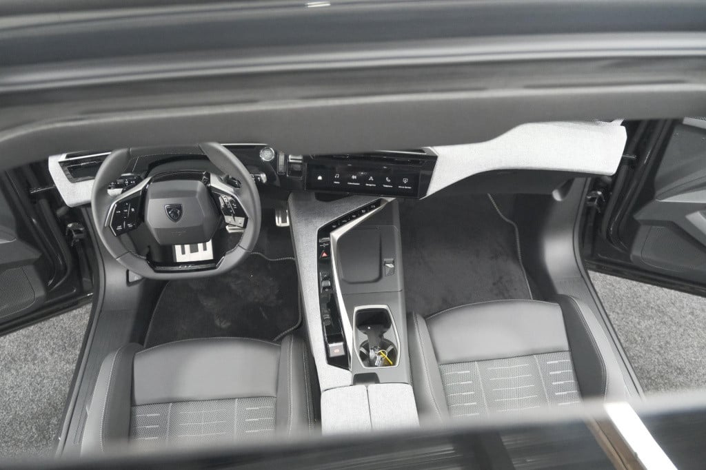 Peugeot 5008 1.2 hybrid 145 gt | panoramadak | camera | elektrische achterk