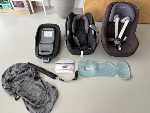 Maxi Cosi Cabri en Pearl met isofix