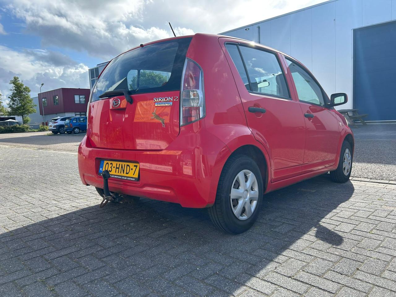 Daihatsu Sirion 2 1.0-12V Premium