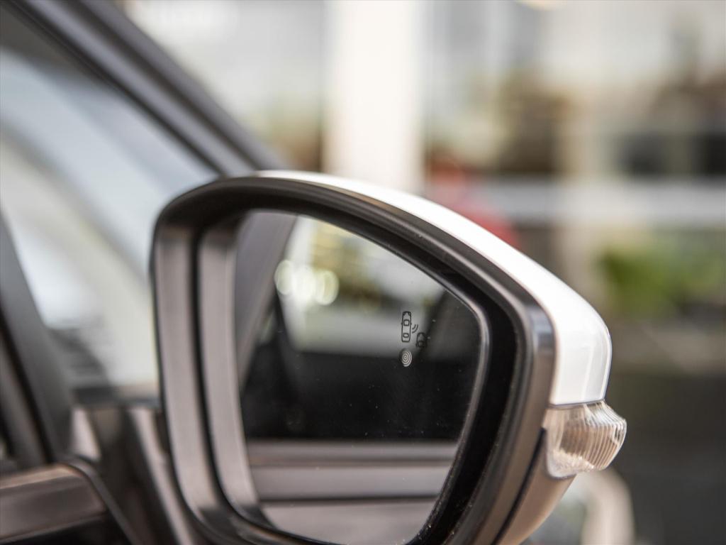 Citroen C3 1.2 puretech 83pk shine | navigatie | apple carplay & android au