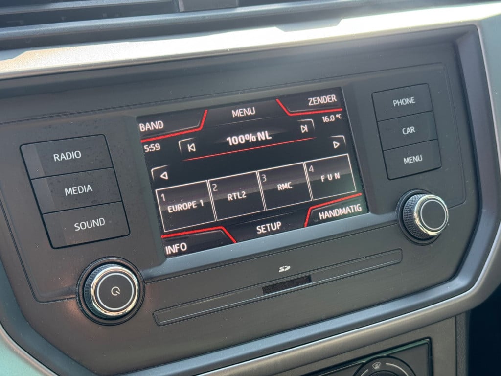 Seat Ibiza 1.0 style * cruise control * bluetooth * airco