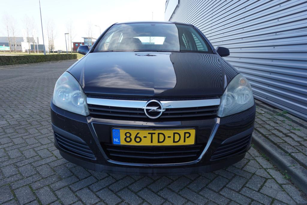 Opel Astra 1.6 edition airco / cruise / elektr. ramen / lm velgen / nap