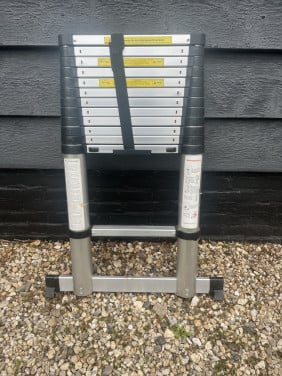 Inschuifbare ladder, 4.4 meter. 1x gebruikt
