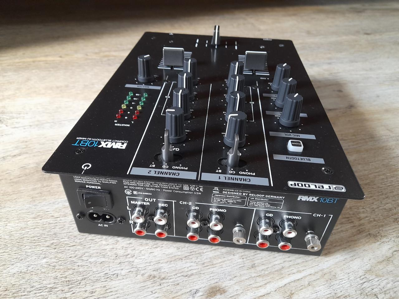 Reloop RMX BT10 DJ mixer € 50,-