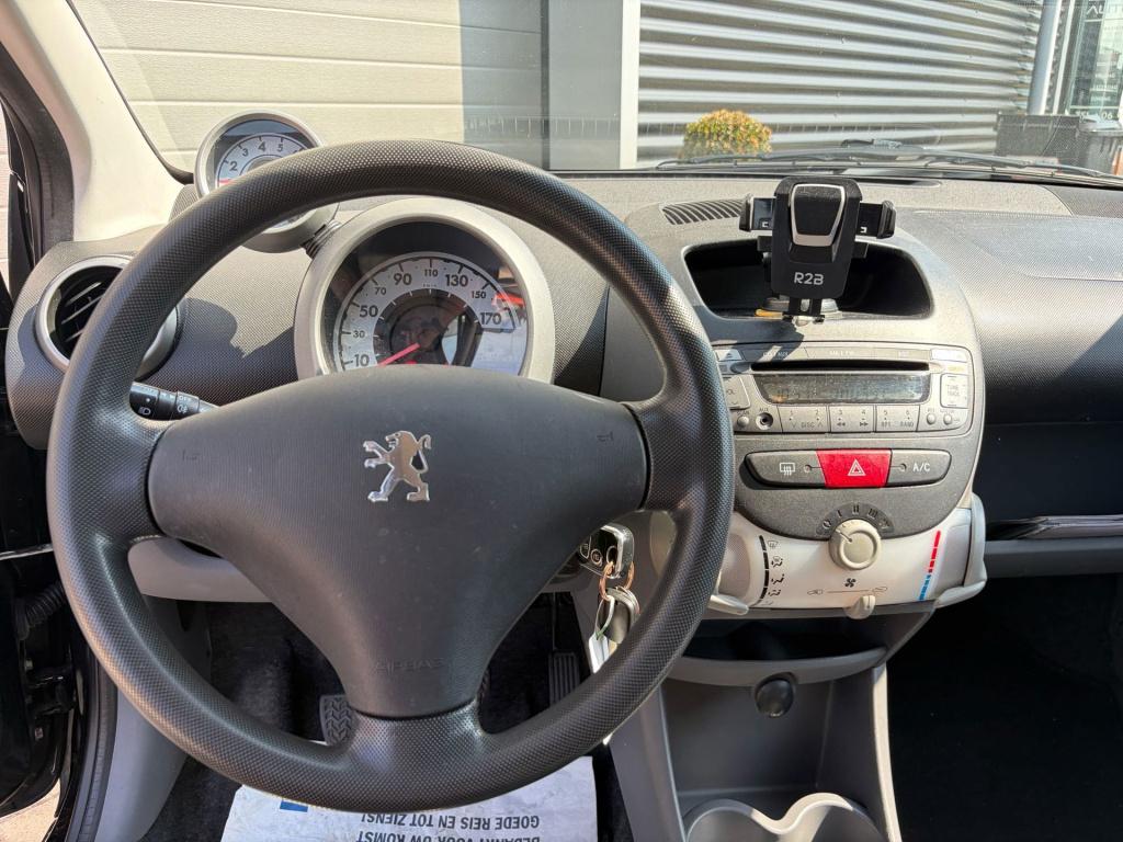Peugeot 107 1.0-12v xr/airco/5 deurs/metallic/leuke auto/