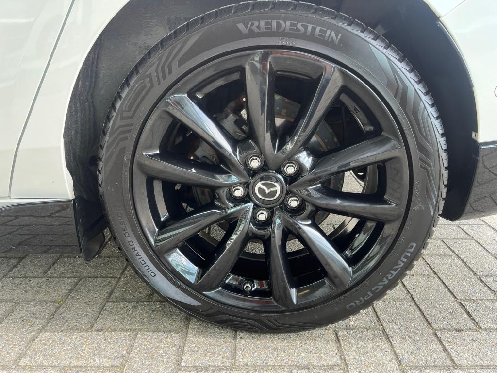 Mazda 3 2.0 e-skyactiv-x m hybrid 180 luxury|bose|aero pack|rijklaar