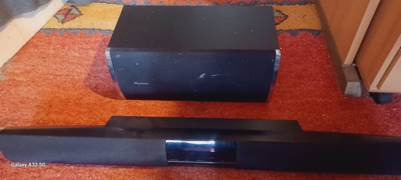 Stereo met box