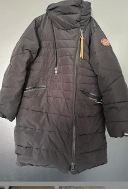 Khujo zwarte jas maat L