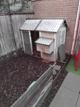 Moooi Houten Origineel Kippehok met Legnest en Ren