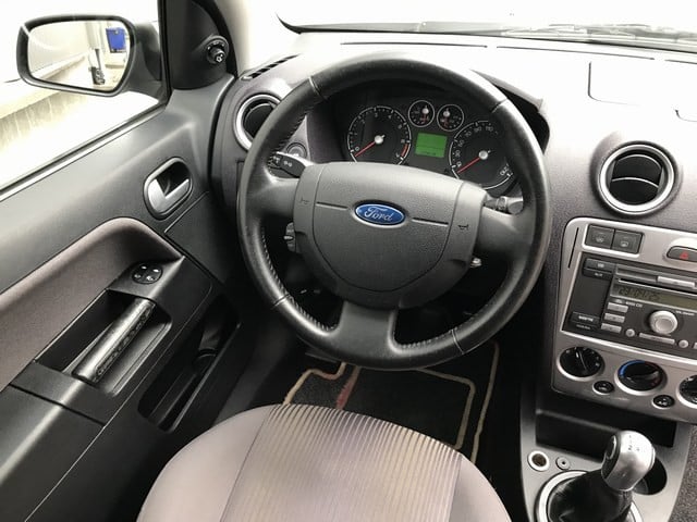 Ford Fusion 1.6 16v crossroad | trekhaak | airco | nap etc.