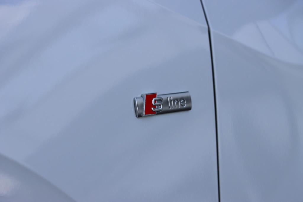 Audi Q2 35 tfsi s edition 150pk s tronic | full options