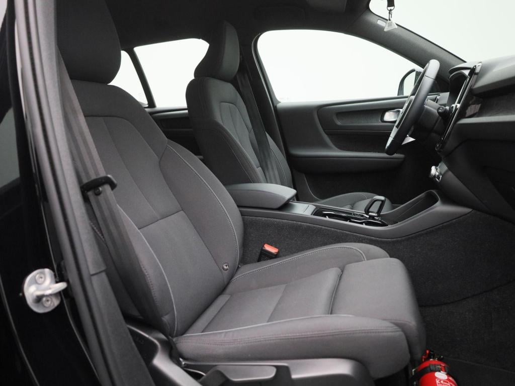 Volvo XC40 recharge core | automaat | apple carplay / android auto | virtua