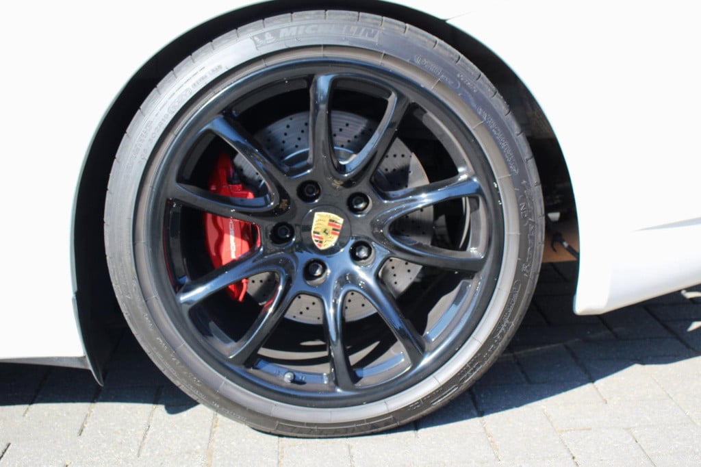 Porsche 911 997 gt3 clubsport 3.6 - org nl - akrapovic - xenon - pasm- carb