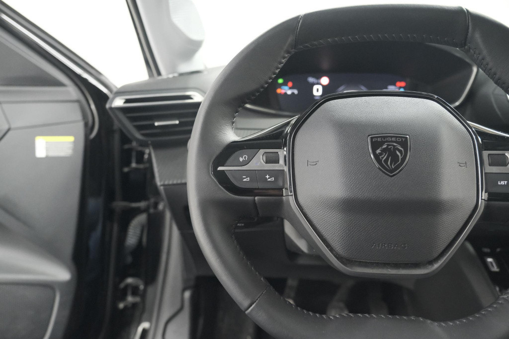 Peugeot 208 puretech 100 allure | 360 camera | dodehoekdetectie | stoelverw