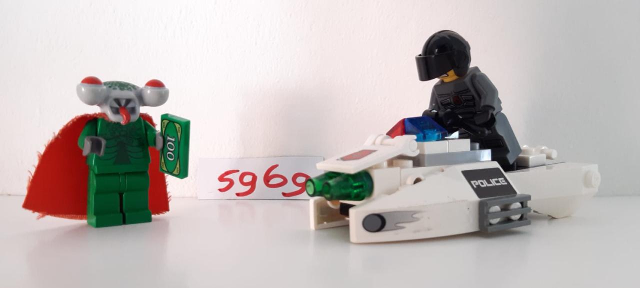 LEGO Space Police 5969: De ontsnapping van Squidman