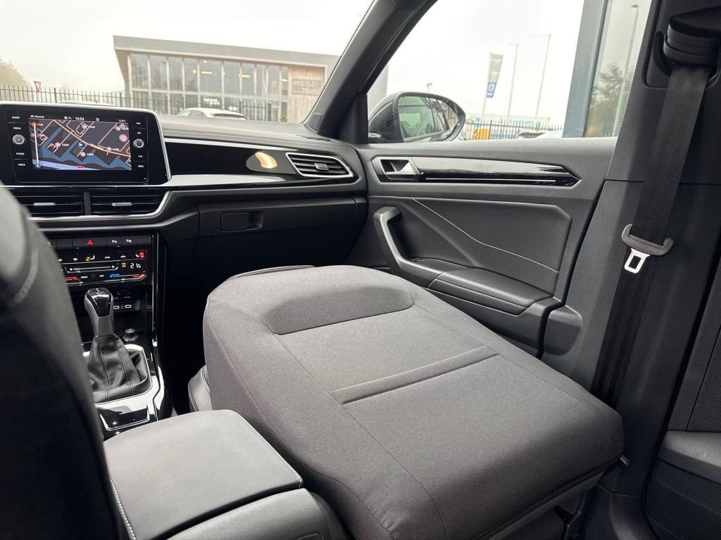 Volkswagen T-roc 1.5 tsi r-line edition * massage * carplay * trekhaak * ca