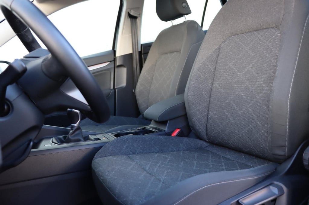 Volkswagen Golf 1.0 tsi life 110pk