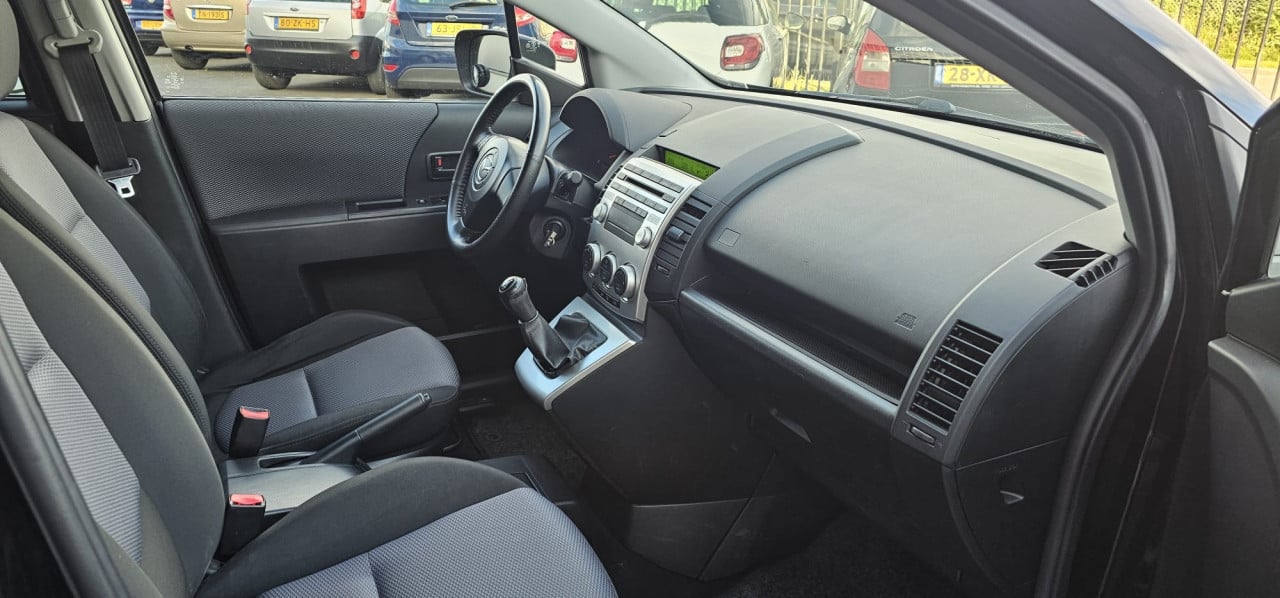 TE KOOP MAZDA 5 TOURING 1.8 ROKERSVRIJE AUTO