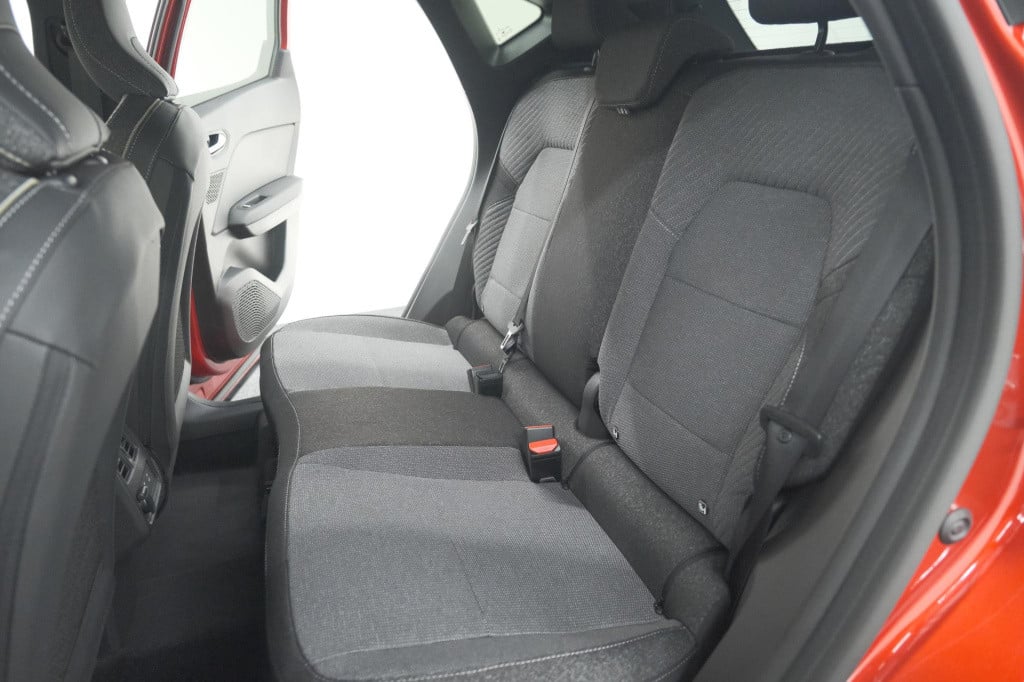 Renault Captur 1.6 e-tech full hybrid 145 techno | advanced driving | camer